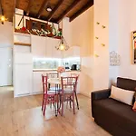 Fabie Triana Loft By Valcambre